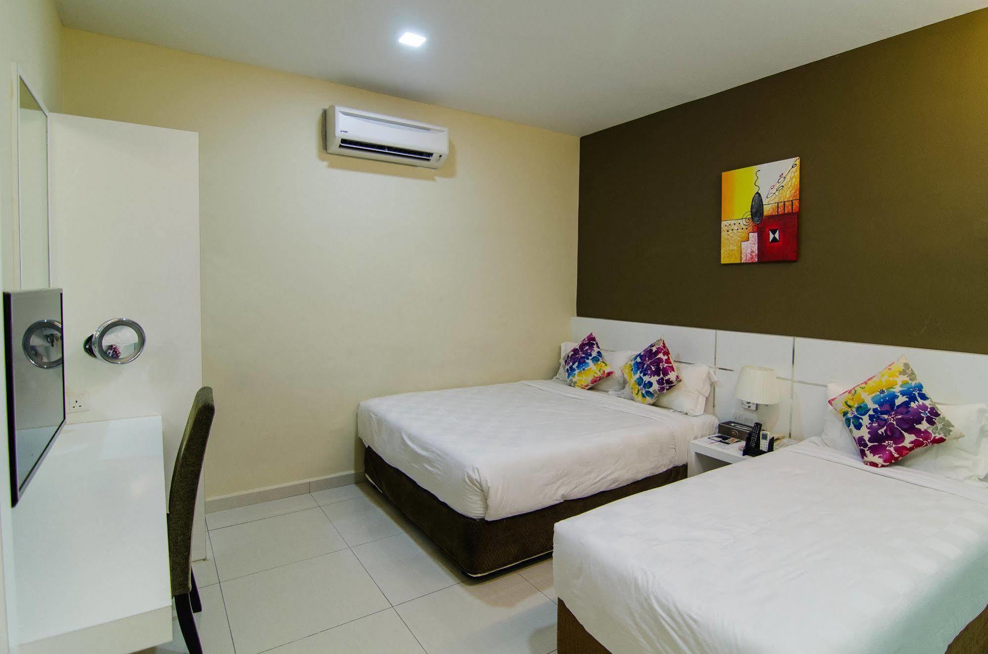 Hotel Mornington Bukit Permata Lumut Exterior foto